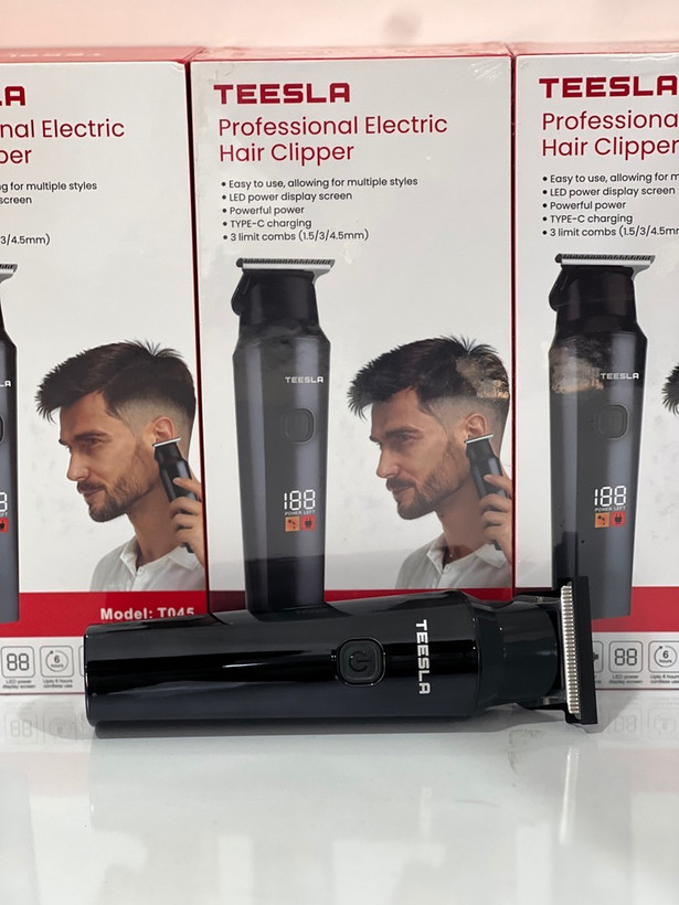 خط زن و ماشین اصلاح تسلا مدل T045
